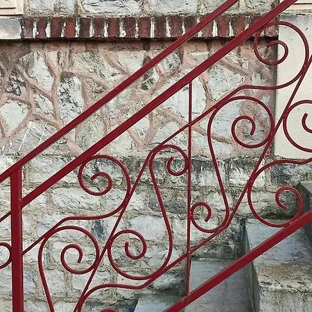 Entre Meuse Et Foret 住宿加早餐酒店 Revin (Ardennes)