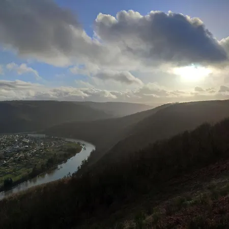 Entre Meuse Et Foret *