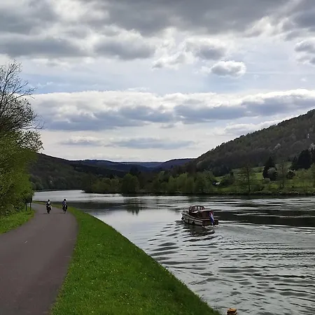 Entre Meuse Et Foret Revin (Ardennes)