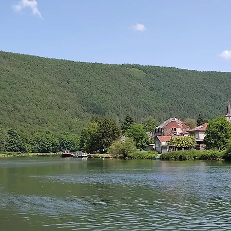 Entre Meuse Et Foret 3*