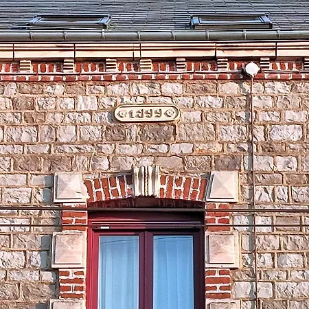 Entre Meuse Et Foret 3* Revin (Ardennes)