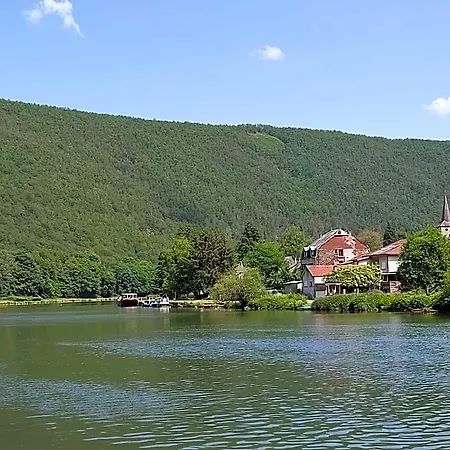Entre Meuse Et Foret Revin (Ardennes)